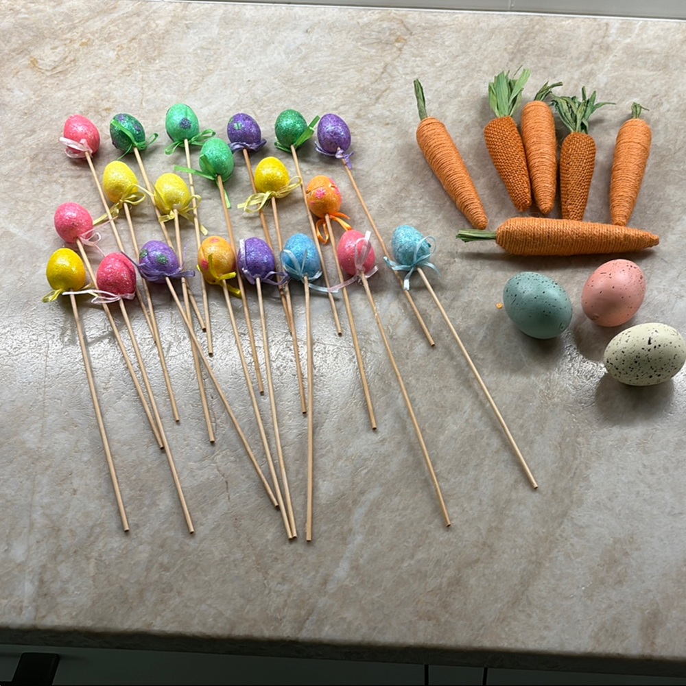 Yellow and Purple Easter Decorations.